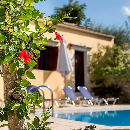 Iliopetra Hotel apartamentowy *
