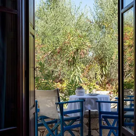 Aparthotel Iliopetra